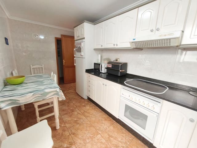 3 quarto Apartamento para venda em Arucas com garagem - 230 000 € (Ref: 9810876)