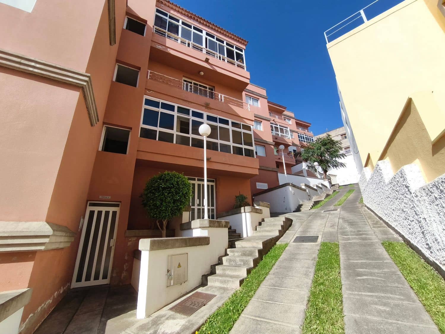 3 quarto Apartamento para venda em Arucas com garagem - 230 000 € (Ref: 9810876)