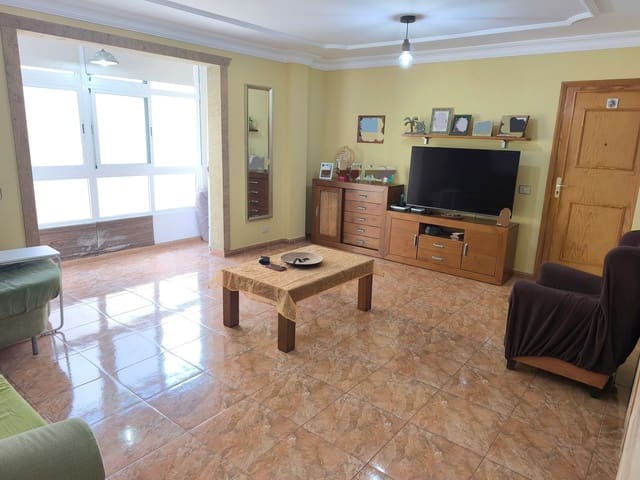 3 quarto Apartamento para venda em Arucas com garagem - 230 000 € (Ref: 9810876)