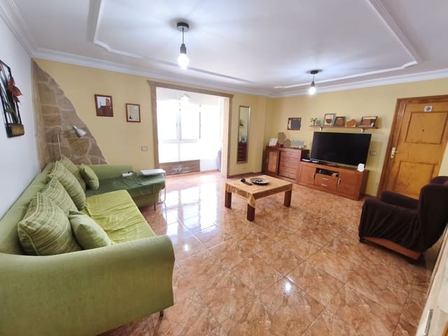 3 quarto Apartamento para venda em Arucas com garagem - 230 000 € (Ref: 9810876)