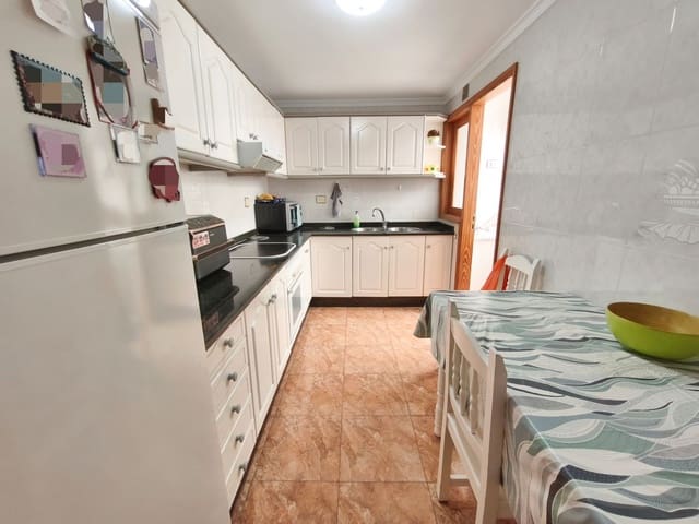 3 quarto Apartamento para venda em Arucas com garagem - 230 000 € (Ref: 9810876)