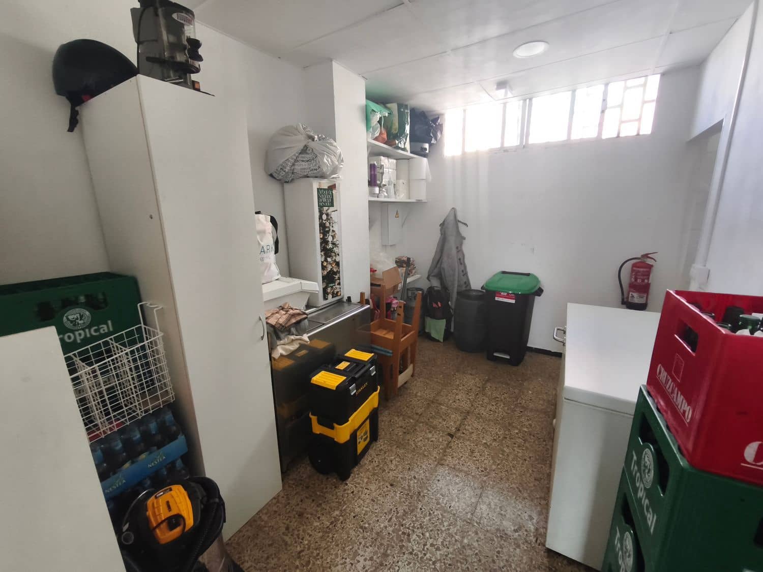 Commercial for sale in Las Palmas de Gran Canaria - € 190,000 (Ref: 9819832)