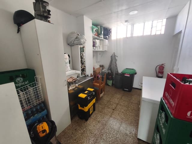 Gewerbe zu verkaufen in La Feria, Las Palmas de Gran Canaria - 190.000 € (Ref: 9819832)
