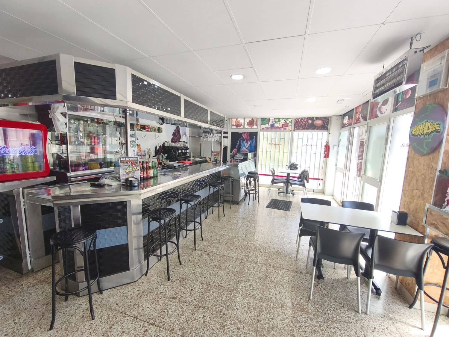 Commercial for sale in Las Palmas de Gran Canaria - € 190,000 (Ref: 9819832)