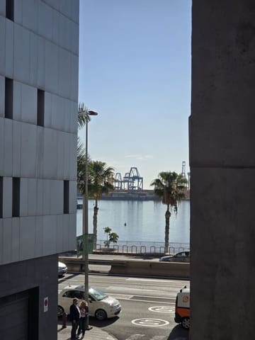 1 slaapkamer Appartement te huur in Alcaravaneras, Las Palmas de Gran Canaria met garage - € 1.100 (Ref: 9824566)