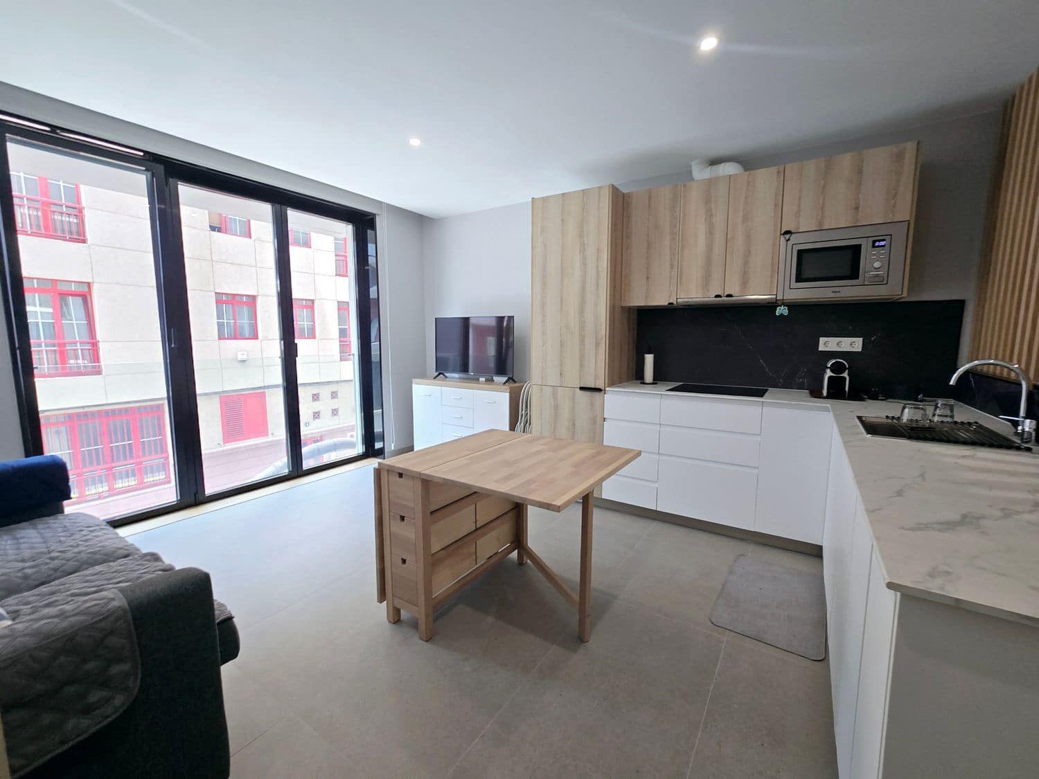 1 bedroom Apartment for rent in Las Palmas de Gran Canaria with garage - € 1,000 (Ref: 9824566)