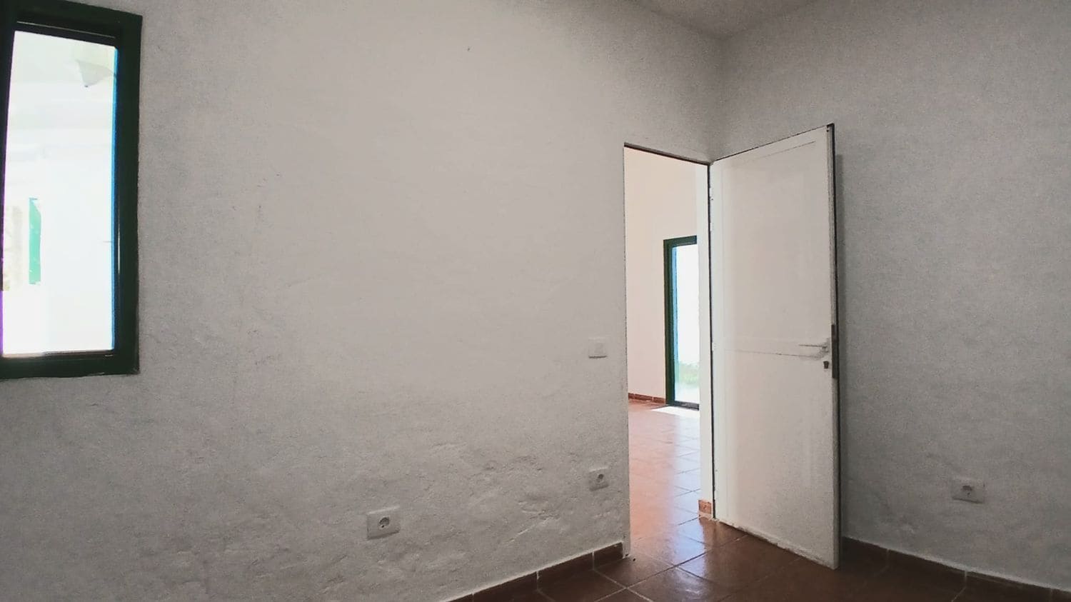 Casa de 3 habitaciones en Playa del Inglés en venta con piscina garaje - 360.000 € (Ref: 9824568)