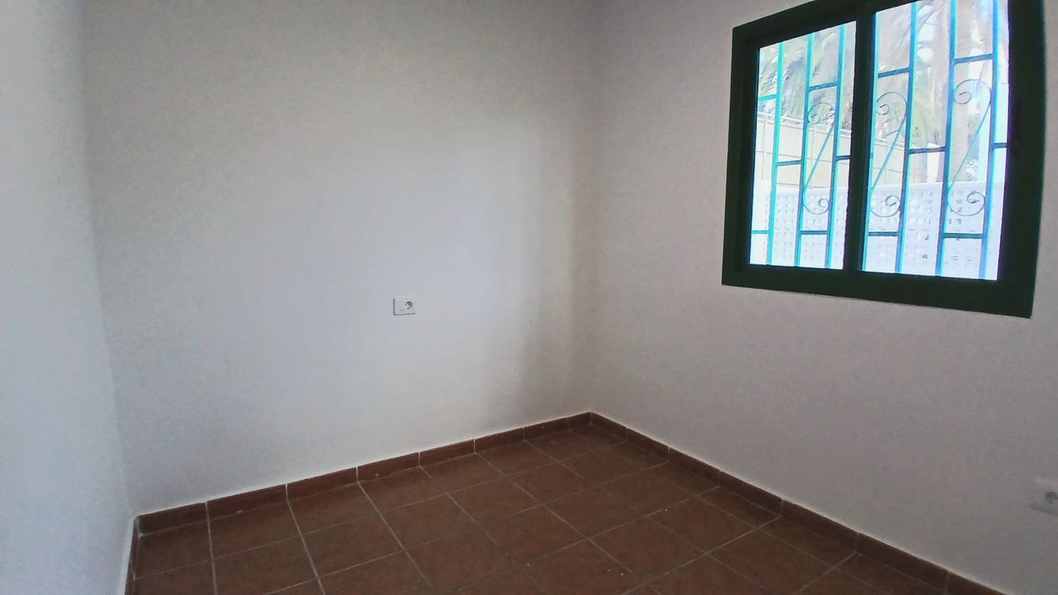 Casa de 3 habitaciones en Playa del Inglés en venta con piscina garaje - 360.000 € (Ref: 9824568)