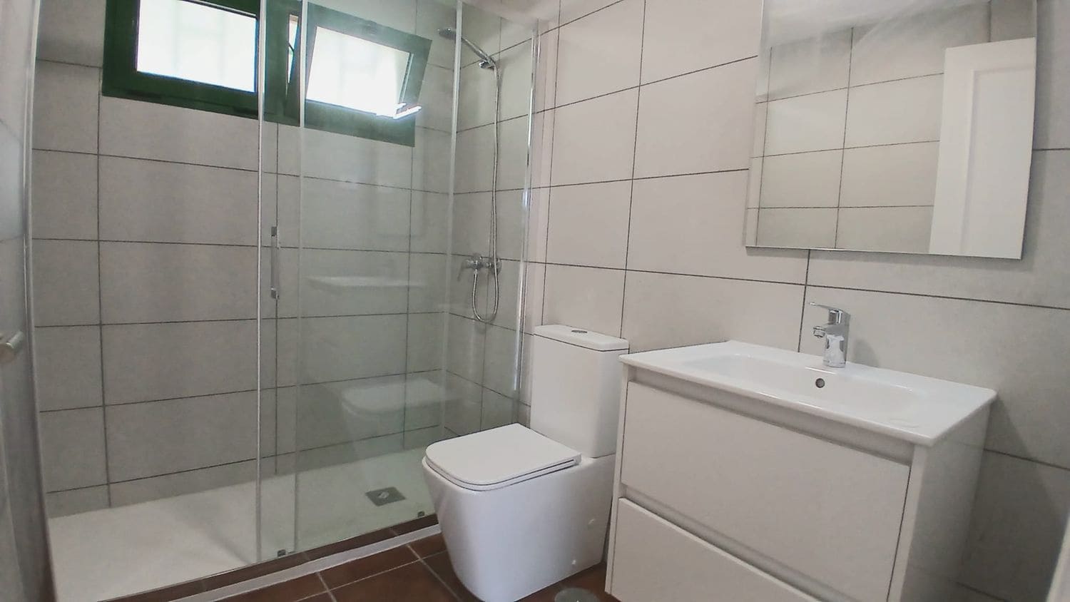 Casa de 3 habitaciones en Playa del Inglés en venta con piscina garaje - 360.000 € (Ref: 9824568)