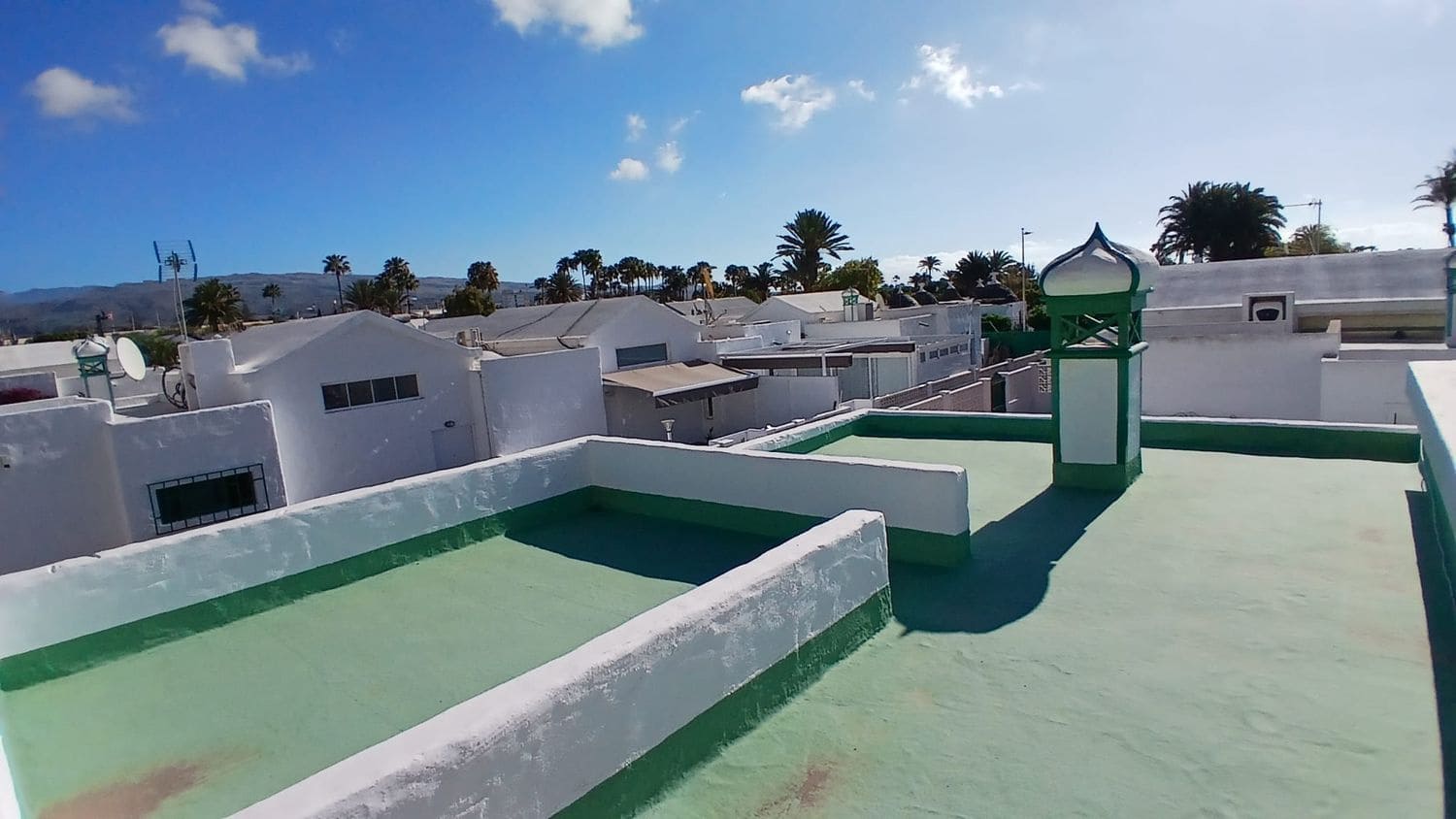 Casa de 3 habitaciones en Playa del Inglés en venta con piscina garaje - 360.000 € (Ref: 9824568)
