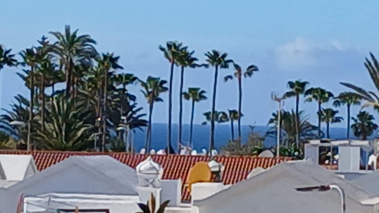 Casa de 3 habitaciones en Playa del Inglés en venta con piscina garaje - 360.000 € (Ref: 9824568)