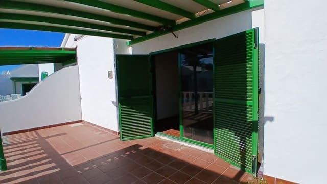 Casa de 3 habitaciones en Playa del Inglés, San Bartolomé de Tirajana en venta con piscina garaje - 360.000 € (Ref: 9824568)