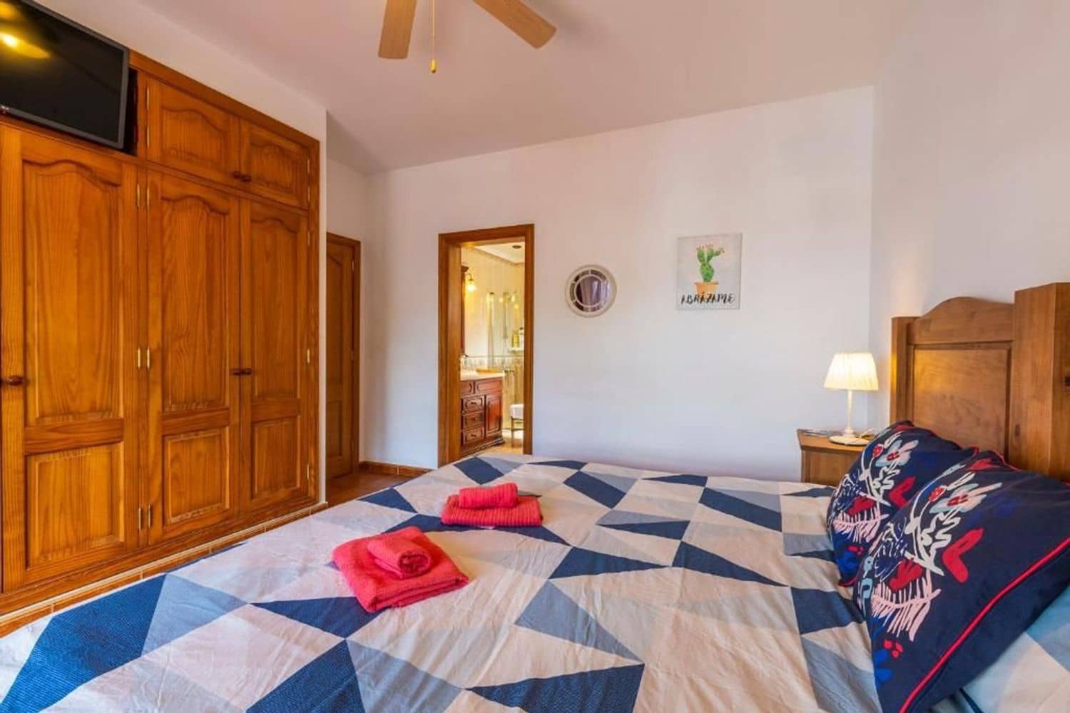 5 bedroom Villa for sale in Yaiza with pool garage - € 799,000 (Ref: 9838720)