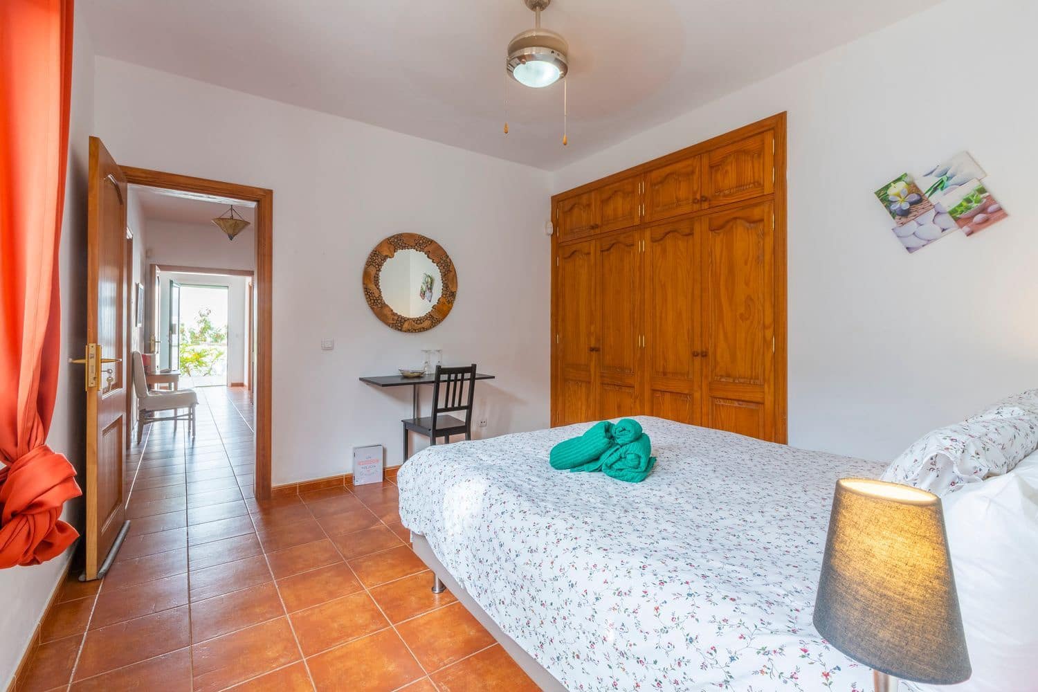 5 bedroom Villa for sale in Yaiza with pool garage - € 799,000 (Ref: 9838720)