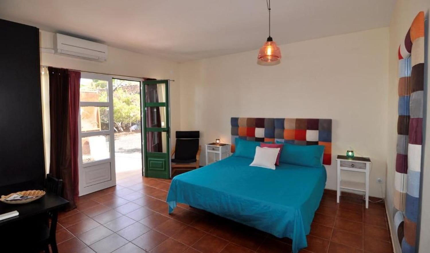 5 bedroom Villa for sale in Yaiza with pool garage - € 799,000 (Ref: 9838720)