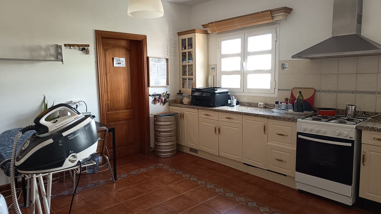 5 bedroom Villa for sale in Yaiza with pool garage - € 799,000 (Ref: 9838720)