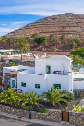 5 chambre Villa/Maison à vendre à Yaiza avec piscine garage - 770 000 € (Ref: 9838720)