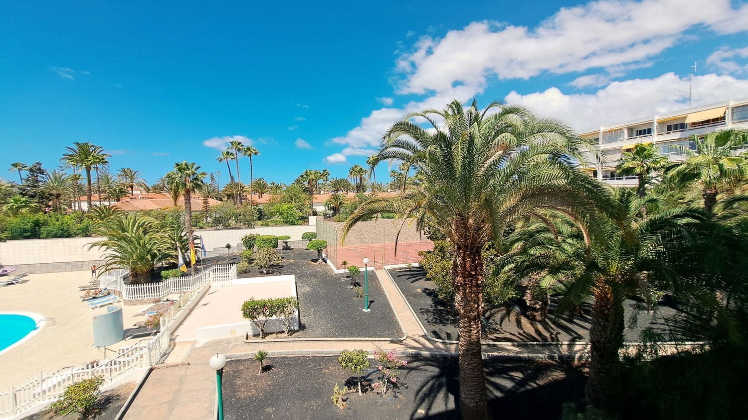 1 bedroom Apartment for sale in Playa del Ingles with pool garage - € 240,000 (Ref: 9841989)