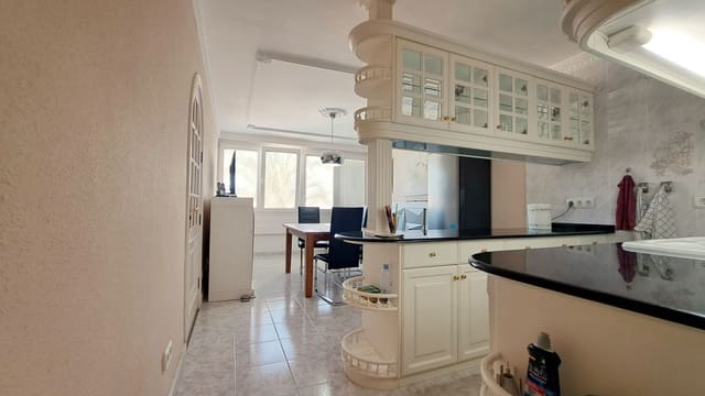 1 soverom Leilighet til salgs i Playa del Inglés, San Bartolomé de Tirajana med svømmebasseng garasje - € 235 000 (Ref: 9841990)