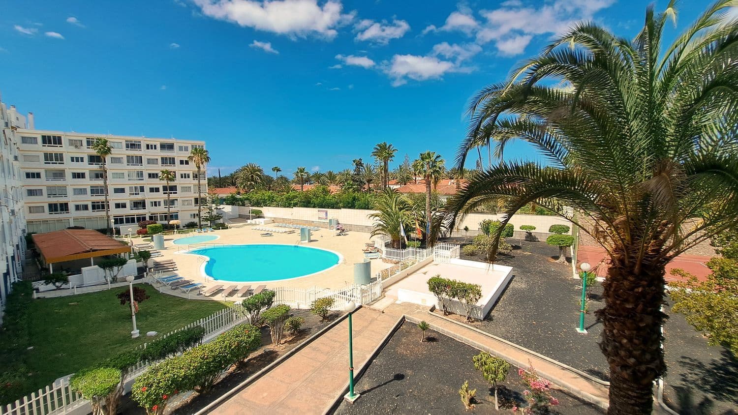 1 bedroom Apartment for sale in Playa del Ingles with pool garage - € 235,000 (Ref: 9841990)