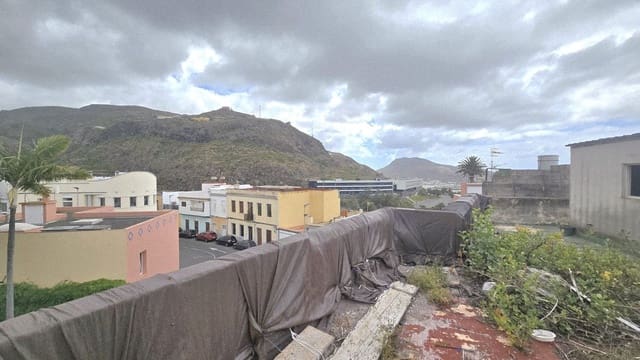 3 Zimmer Apartment zu verkaufen in Santa María de Guía de Gran Canaria mit Garage - 89.500 € (Ref: 9841991)