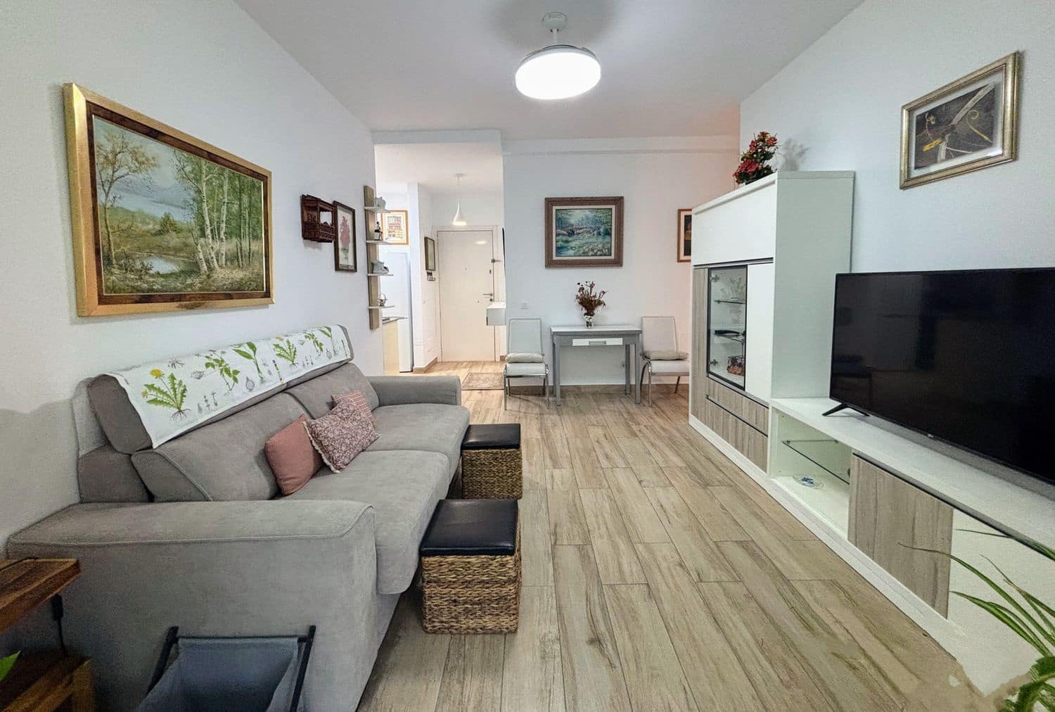 1 bedroom Apartment for rent in Las Palmas de Gran Canaria with garage - € 900 (Ref: 9844709)