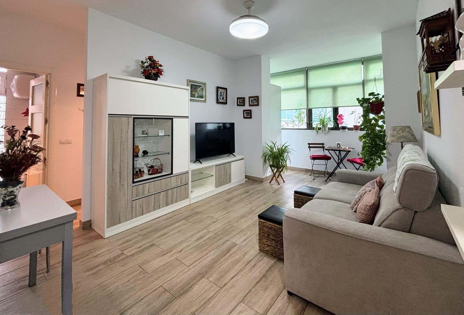 1 bedroom Apartment for rent in Las Palmas de Gran Canaria with garage - € 900 (Ref: 9844709)