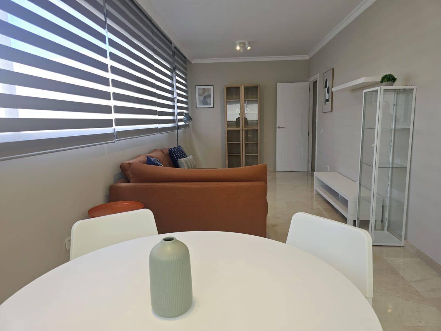 2 bedroom Apartment for rent in Las Palmas de Gran Canaria with garage - € 1,235 (Ref: 9848955)