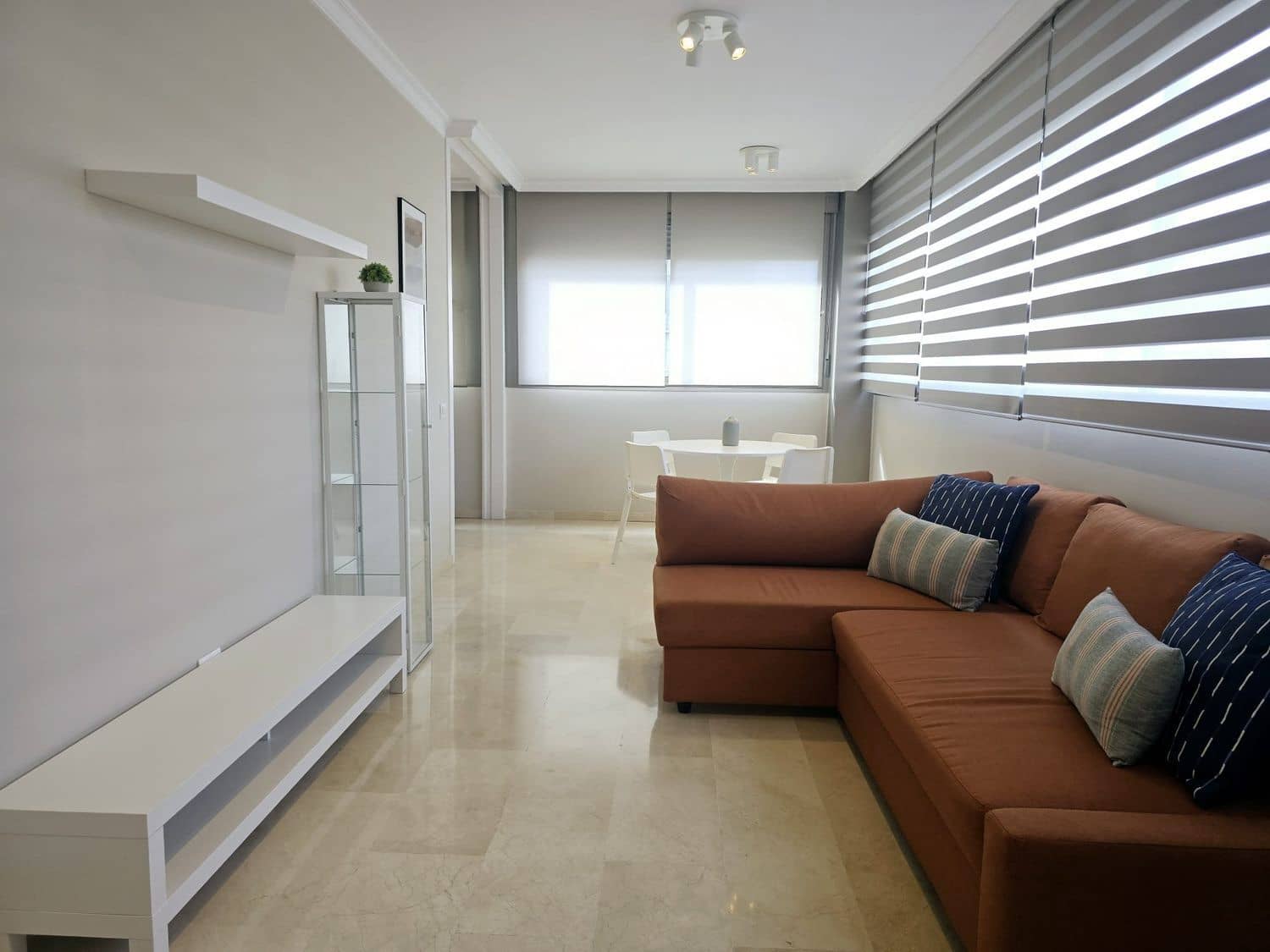 2 bedroom Apartment for rent in Las Palmas de Gran Canaria with garage - € 1,235 (Ref: 9848955)