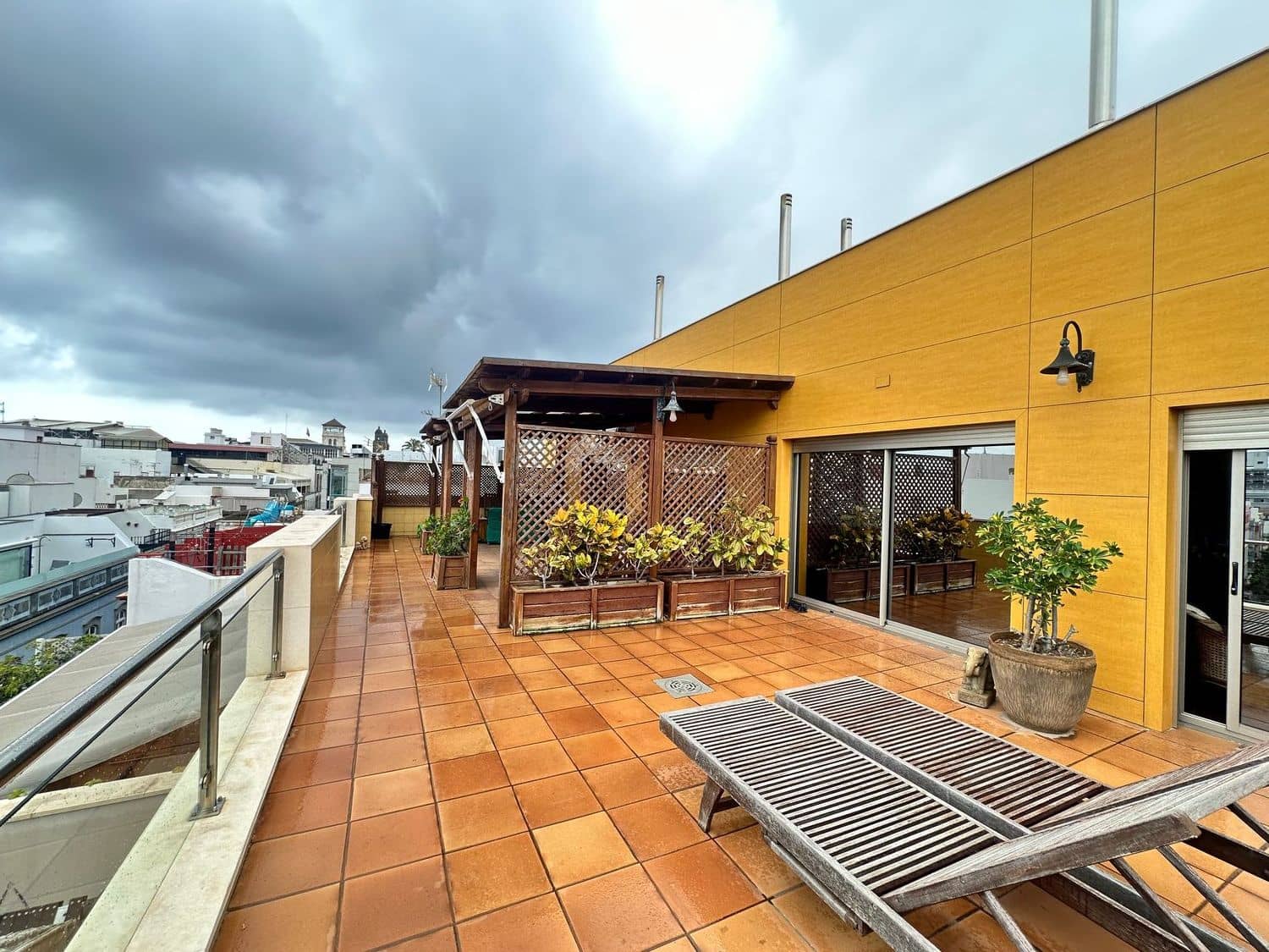 4 soverom Leilighet til salgs i Las Palmas de Gran Canaria med garasje - € 875 000 (Ref: 9848956)