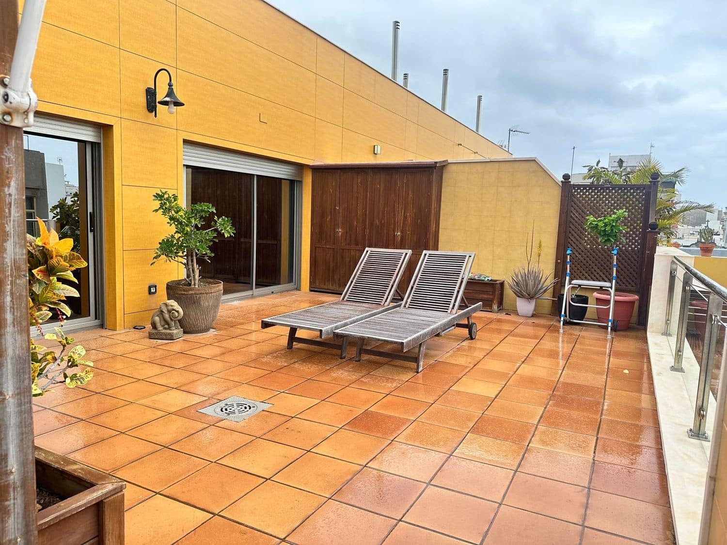 4 soverom Leilighet til salgs i Las Palmas de Gran Canaria med garasje - € 875 000 (Ref: 9848956)