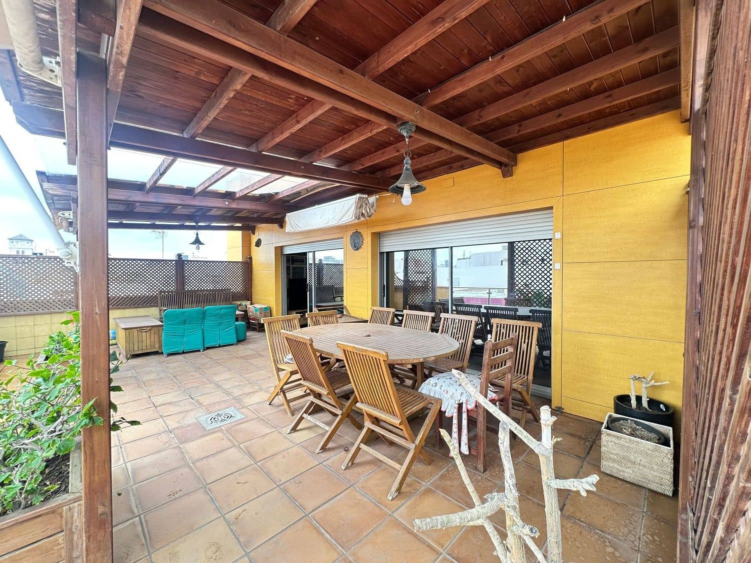 4 soverom Leilighet til salgs i Las Palmas de Gran Canaria med garasje - € 875 000 (Ref: 9848956)