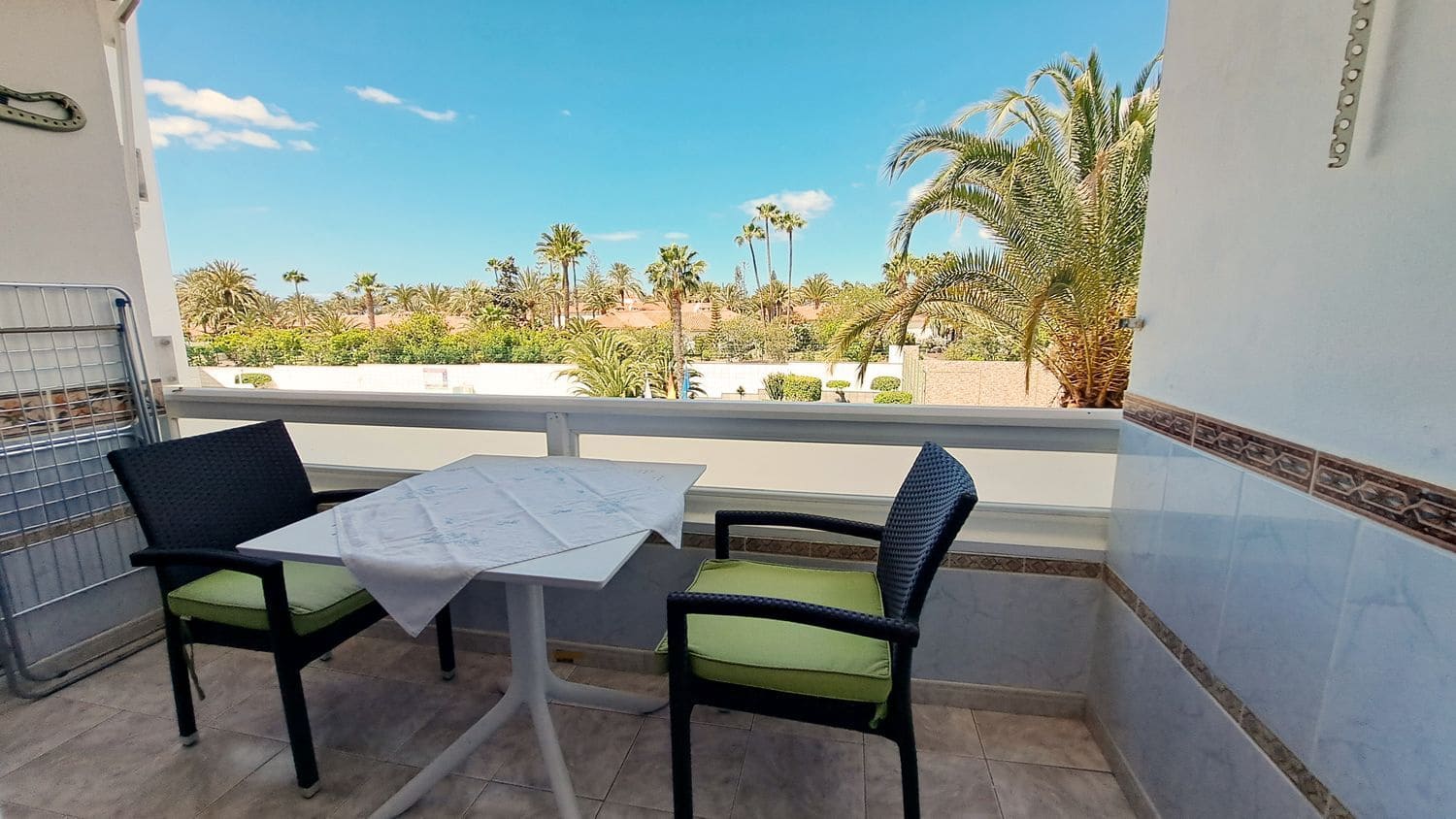 2 bedroom Apartment for sale in Playa del Ingles with pool garage - € 470,000 (Ref: 9854809)