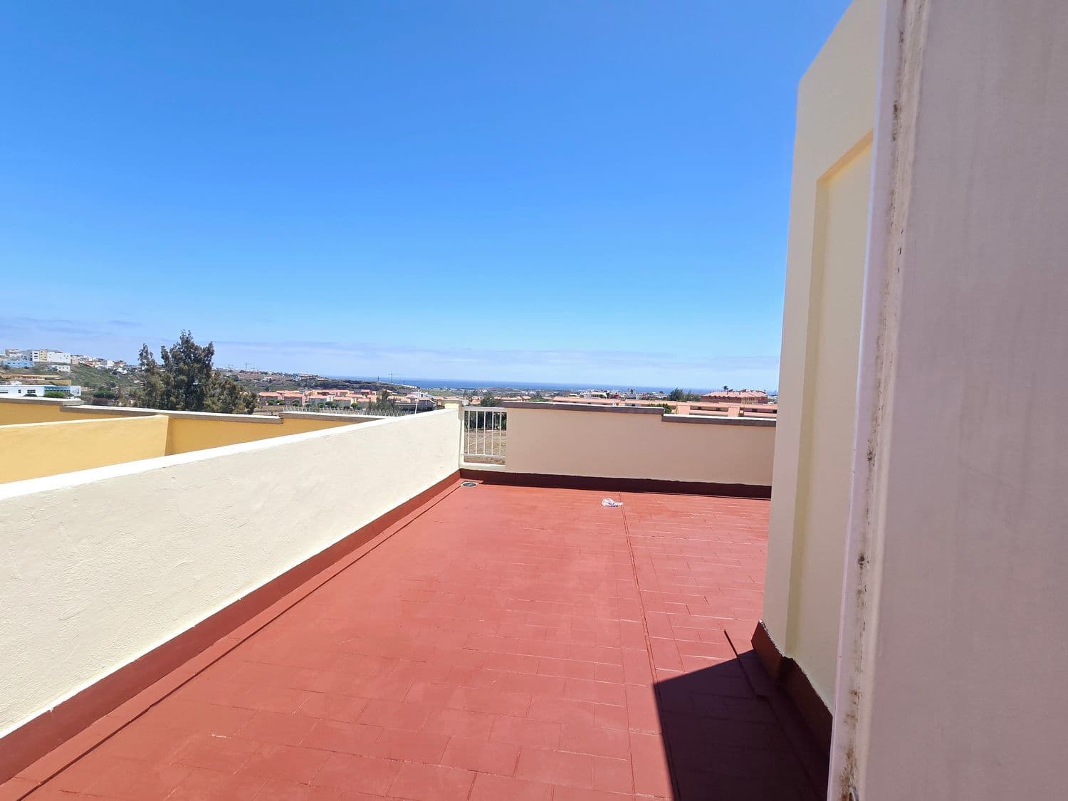 3 makuuhuone Omakotitalo vuokrattavana paikassa Las Palmas de Gran Canaria mukana 
autotalli - 1 000 € (Ref: 9861396)