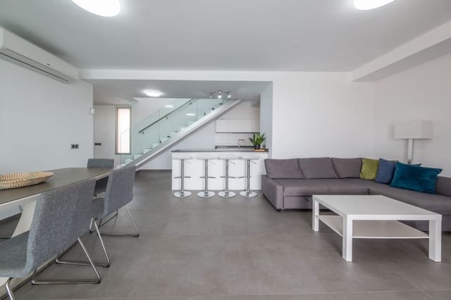 3 bedroom Villa for sale in Salobre Golf, San Bartolomé de Tirajana with pool garage - € 1,092,000 (Ref: 9868070)