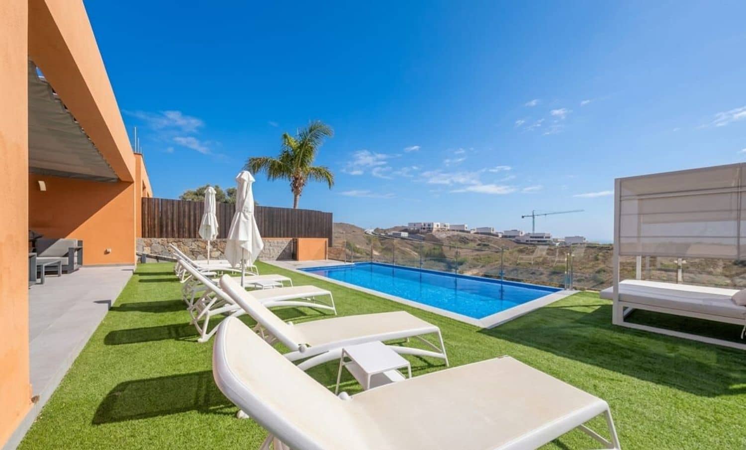3 soveværelse Villa til salg i Salobre Golf med swimmingpool garage - € 1.092.000 (Ref: 9868070)