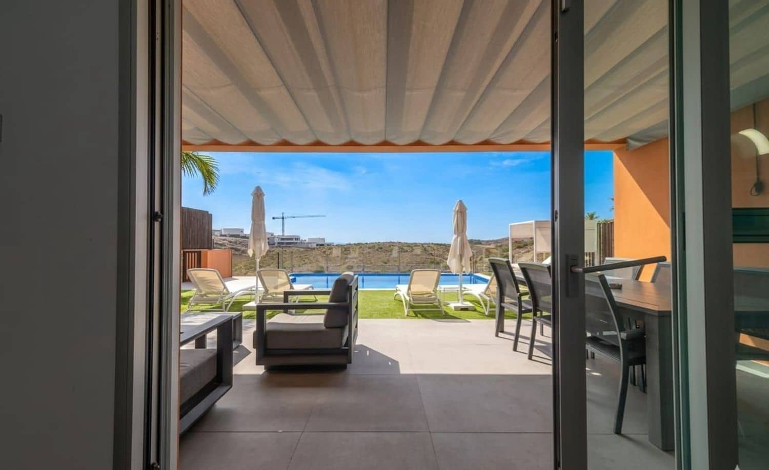 3 soveværelse Villa til salg i Salobre Golf med swimmingpool garage - € 1.092.000 (Ref: 9868070)
