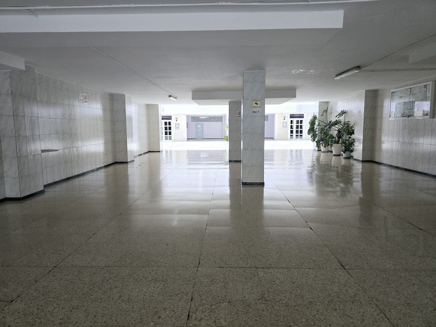 4 Zimmer Apartment zu verkaufen in Las Palmas de Gran Canaria mit Garage - 258.000 € (Ref: 9877769)