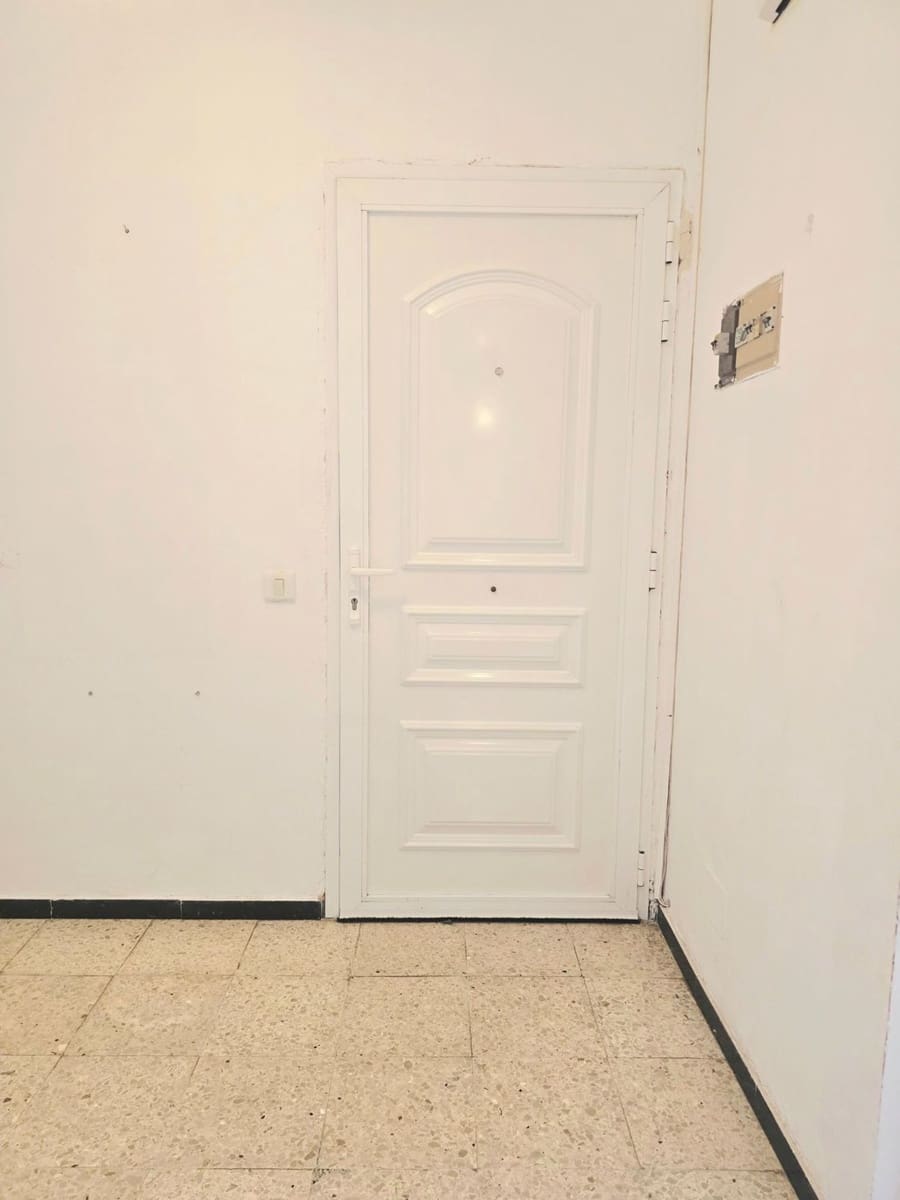 4 sovrum Lägenhet till salu i Las Palmas de Gran Canaria med garage - 255 000 € (Ref: 9877769)