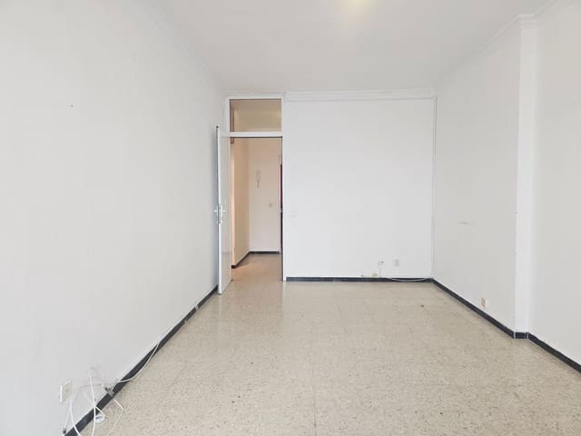 4 bedroom Apartment for sale in La Minilla, Las Palmas de Gran Canaria with garage - € 255,000 (Ref: 9877769)