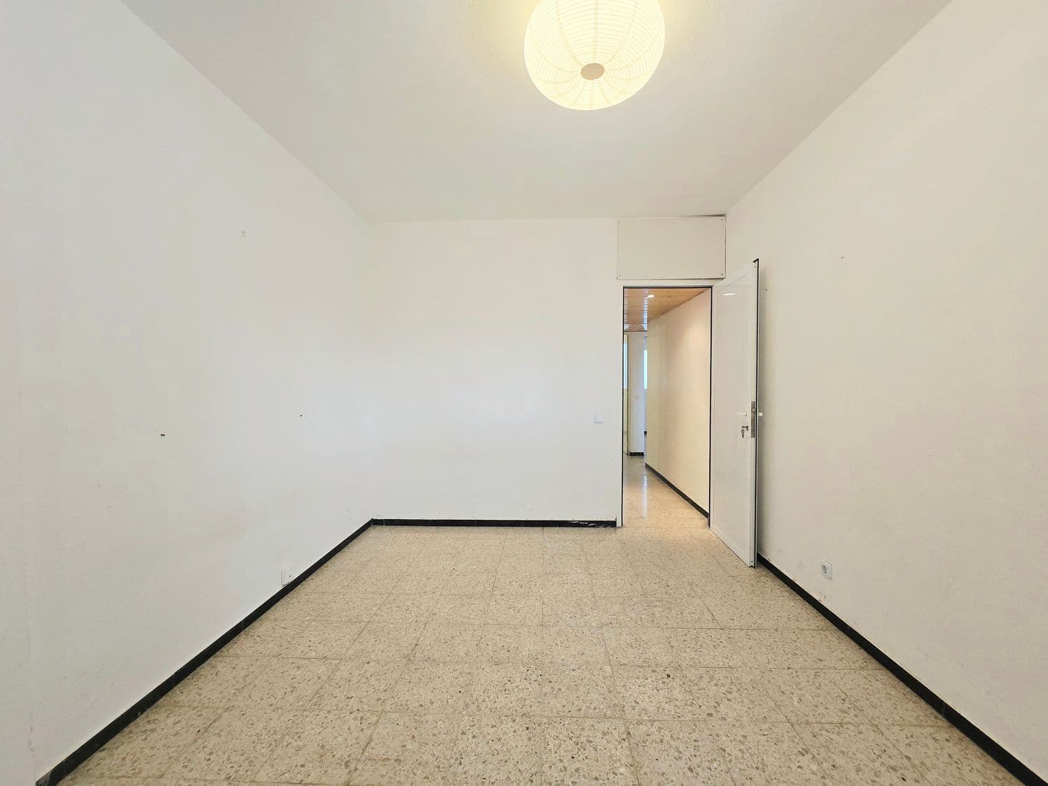 4 sovrum Lägenhet till salu i Las Palmas de Gran Canaria med garage - 255 000 € (Ref: 9877769)