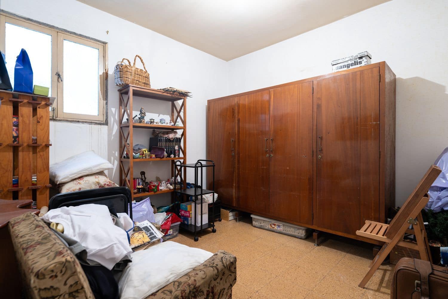 Apartamento de 4 habitaciones en Las Palmas de Gran Canaria en venta con garaje - 270.000 € (Ref: 9880537)