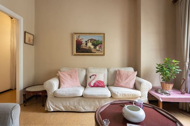 Apartamento de 4 habitaciones en Santa Catalina - Canteras, Las Palmas de Gran Canaria en venta con garaje - 270.000 € (Ref: 9880537)