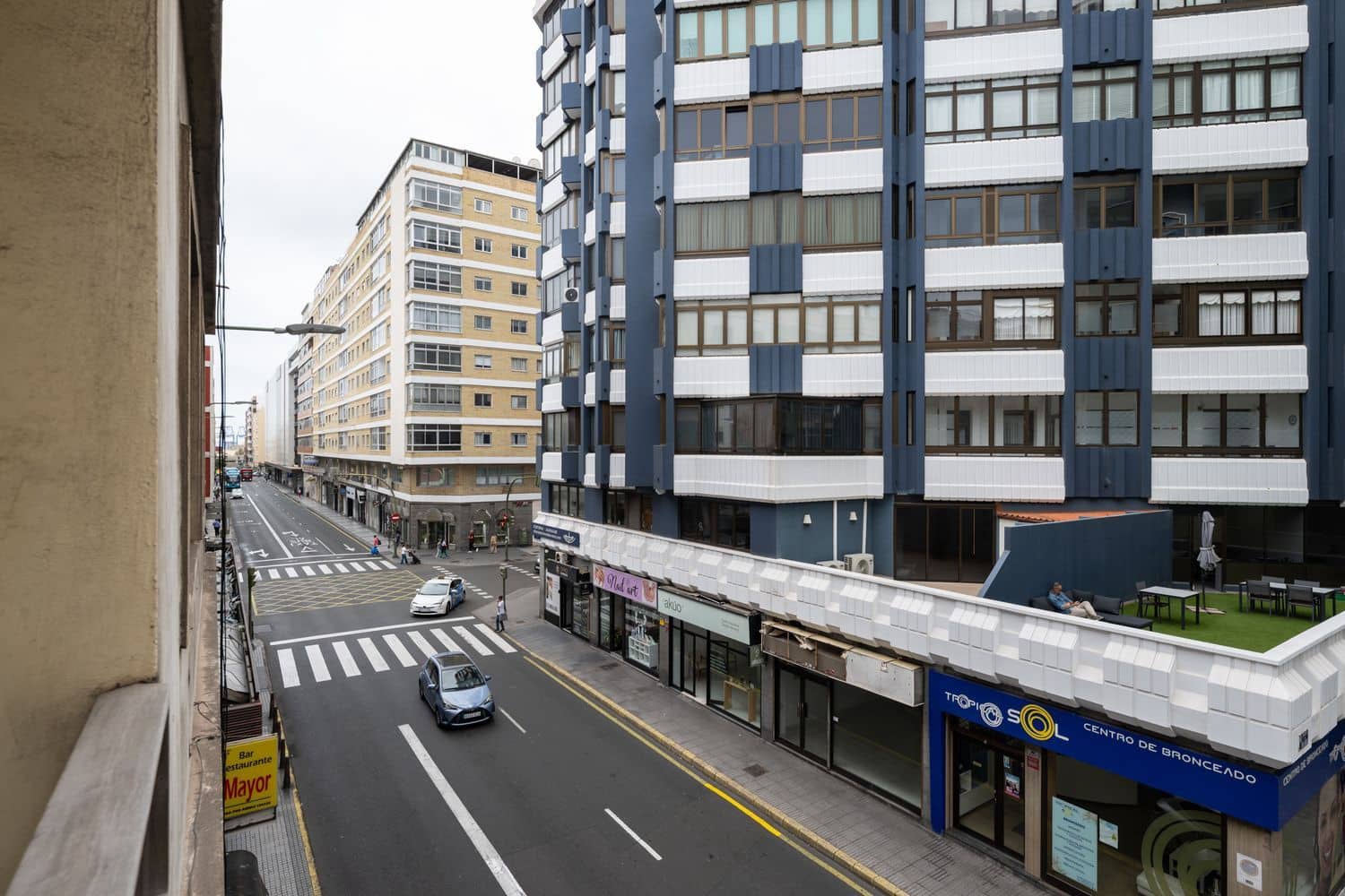 Apartamento de 4 habitaciones en Las Palmas de Gran Canaria en venta con garaje - 270.000 € (Ref: 9880537)