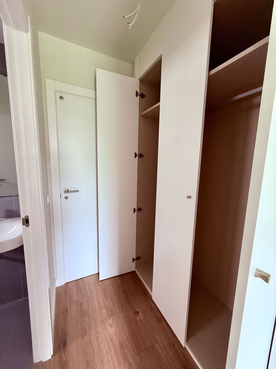 2 Zimmer Apartment zu vermieten in Las Palmas de Gran Canaria mit Pool Garage - 1.150 € (Ref: 9880538)