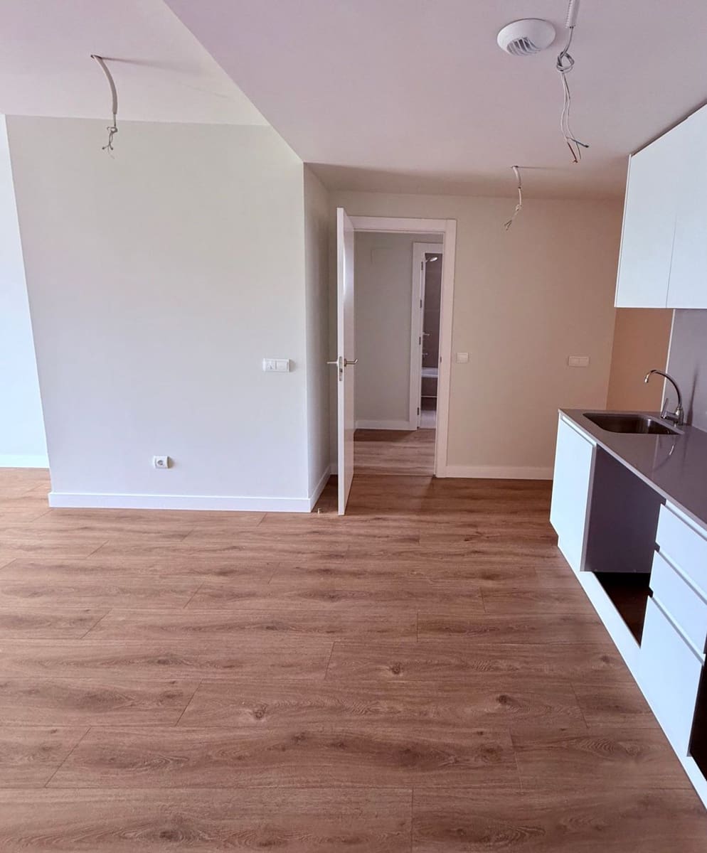 2 Zimmer Apartment zu vermieten in Las Palmas de Gran Canaria mit Pool Garage - 1.150 € (Ref: 9880538)