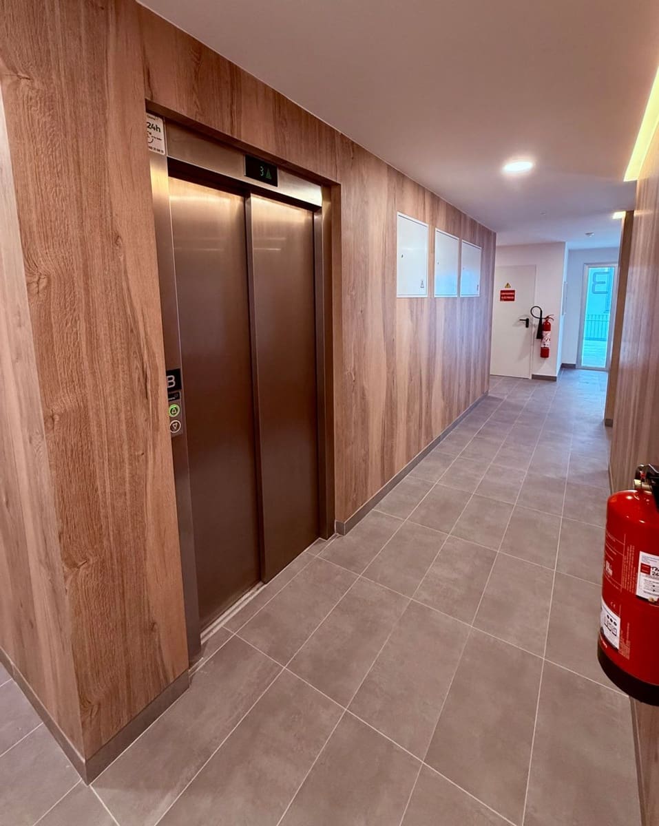 2 Zimmer Apartment zu vermieten in Las Palmas de Gran Canaria mit Pool Garage - 1.150 € (Ref: 9880538)