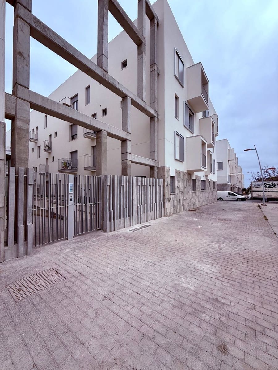 2 Zimmer Apartment zu vermieten in Las Palmas de Gran Canaria mit Pool Garage - 1.150 € (Ref: 9880538)