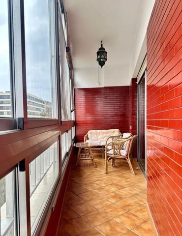 4 makuuhuone Huoneisto myytävänä paikassa Ciudad Jardín, Las Palmas de Gran Canaria mukana 
autotalli - 385 000 € (Ref: 9880539)