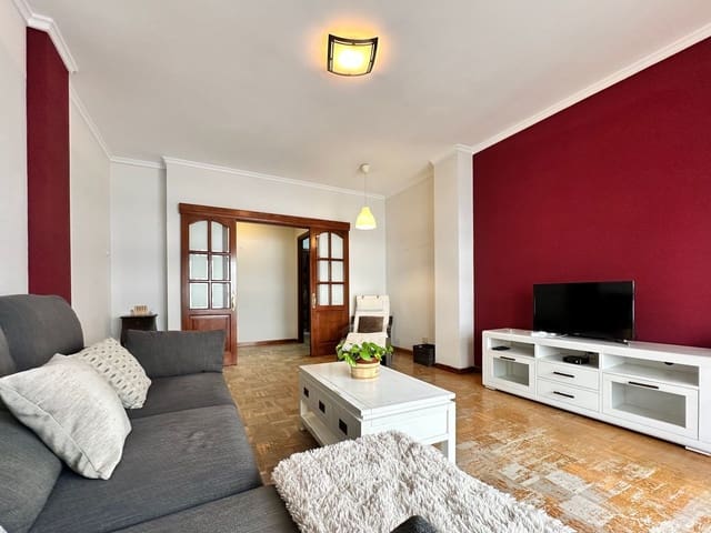4 makuuhuone Huoneisto myytävänä paikassa Ciudad Jardín, Las Palmas de Gran Canaria mukana 
autotalli - 385 000 € (Ref: 9880539)